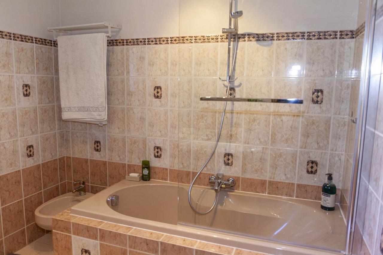 Mas Des Rabasses Bed & Breakfast Le Pontet  Ngoại thất bức ảnh