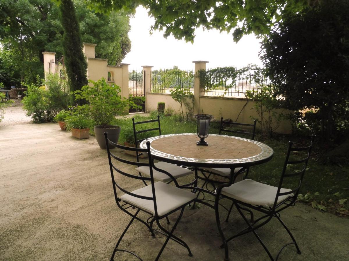 Mas Des Rabasses Bed & Breakfast Le Pontet  Ngoại thất bức ảnh